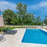 بيت للعطل Grace, A Romantic Single Story With A Pool