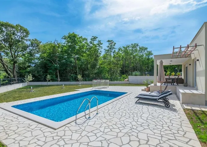 Vikendica Grace, A Romantic Single Story With A Pool *